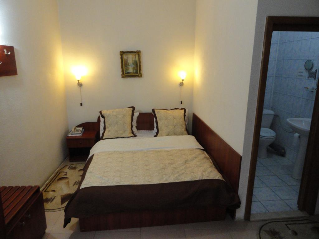 Hostel Miorita *